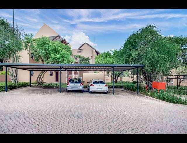 1 BEDROOM APARTMENT FOR SALE IN LONEHILL